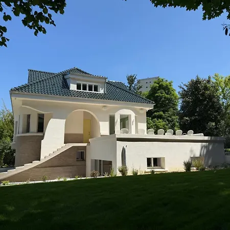 Private - Luxury St Germain En Laye *